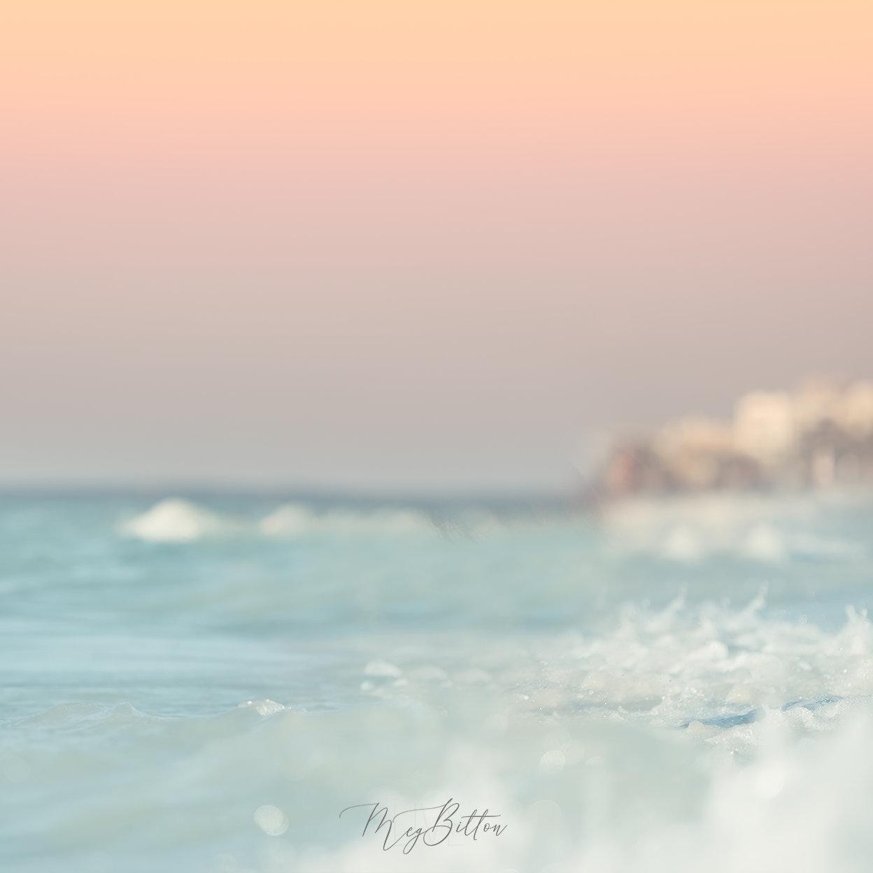 Digital Background: Ocean Splash - Meg Bitton Productions