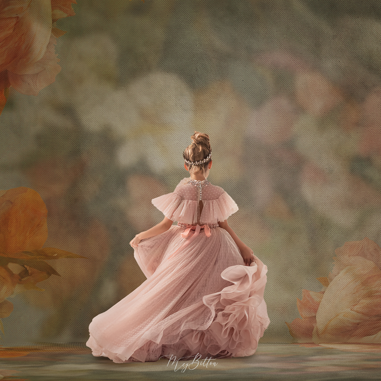 Digital Studio Backdrop: Vintage Floral Canvas - Meg Bitton Productions