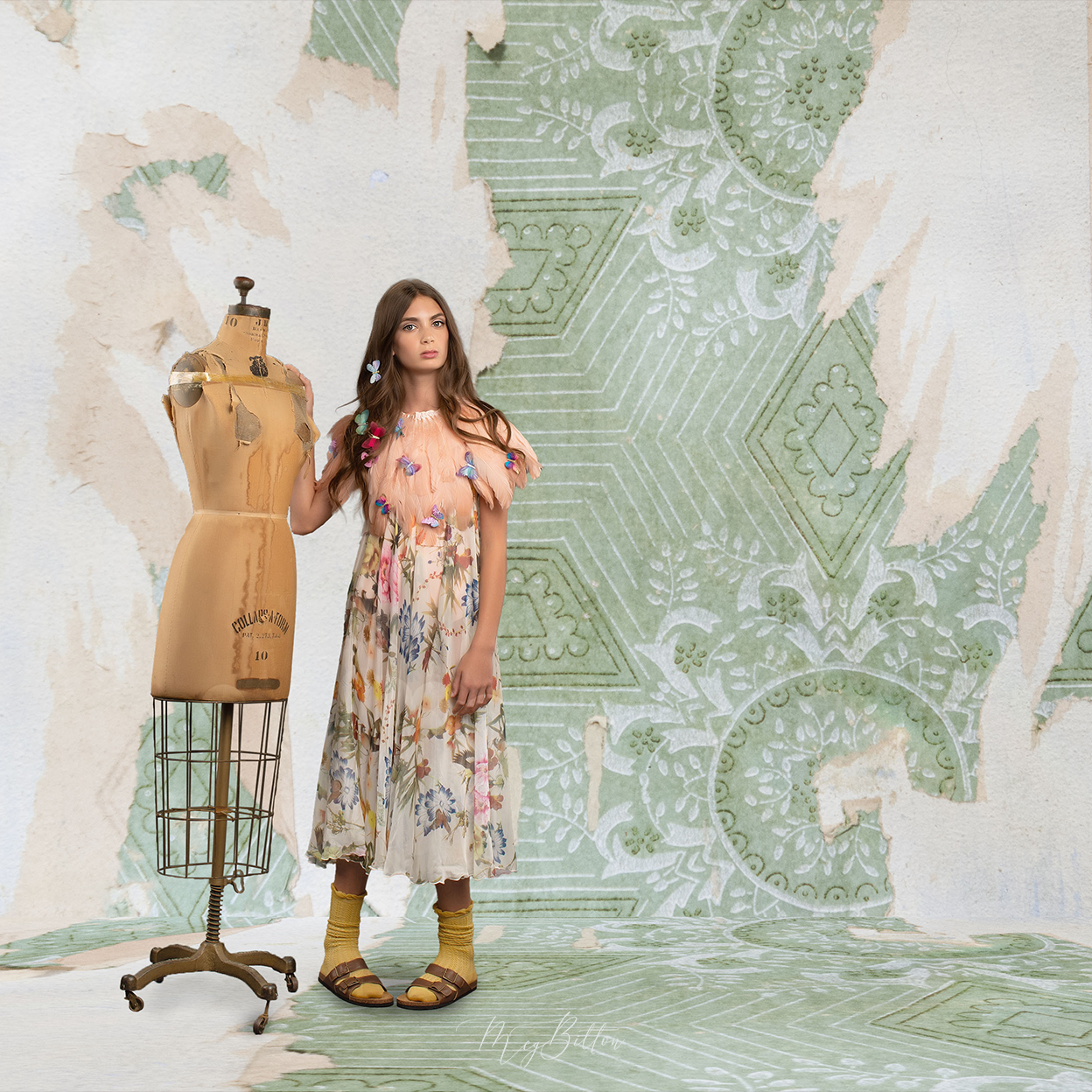 Digital Studio Backdrop: Archaic Abandon - Meg Bitton Productions