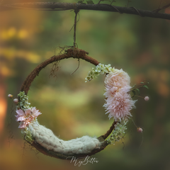 Digital Background: Floral Newborn Wreath - Meg Bitton Productions