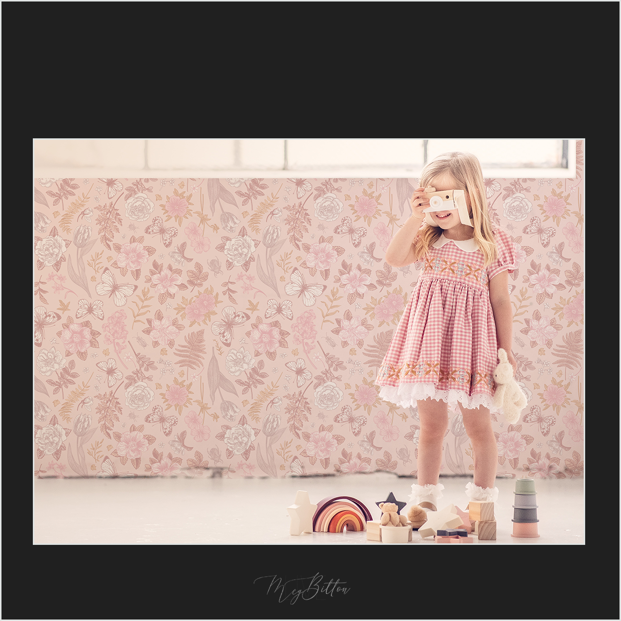 Magical Pink Wallpaper - Meg Bitton Productions