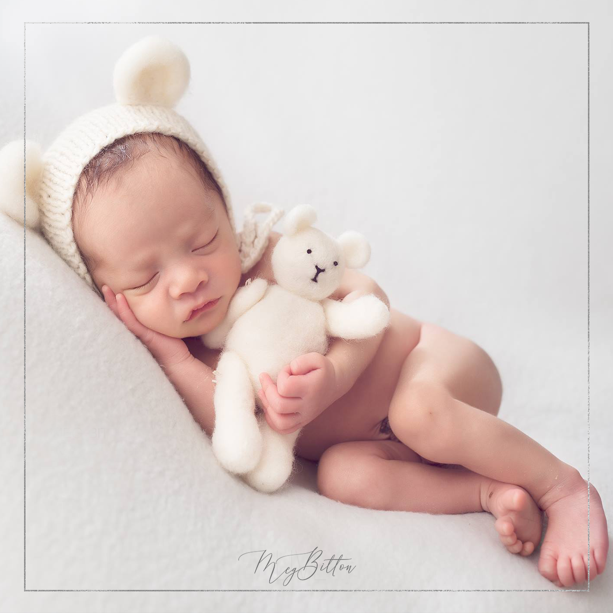 Magical Newborn No More Red Feet Action - Meg Bitton Productions